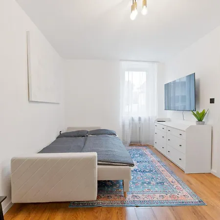 Apartamento Bad Cannstatt - *